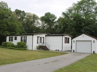 39 Colchester Cmns, Colchester, CT 06415