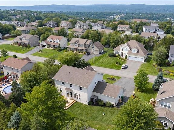 5th image of 38 Shornecliff Dr