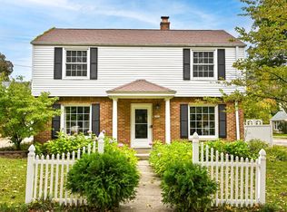 2902 N 68th St, Milwaukee, WI 53210