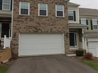 2403 Canoe Dr, Washington, PA 15301