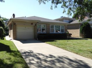 6940 N Kedvale Ave, Lincolnwood, IL 60712