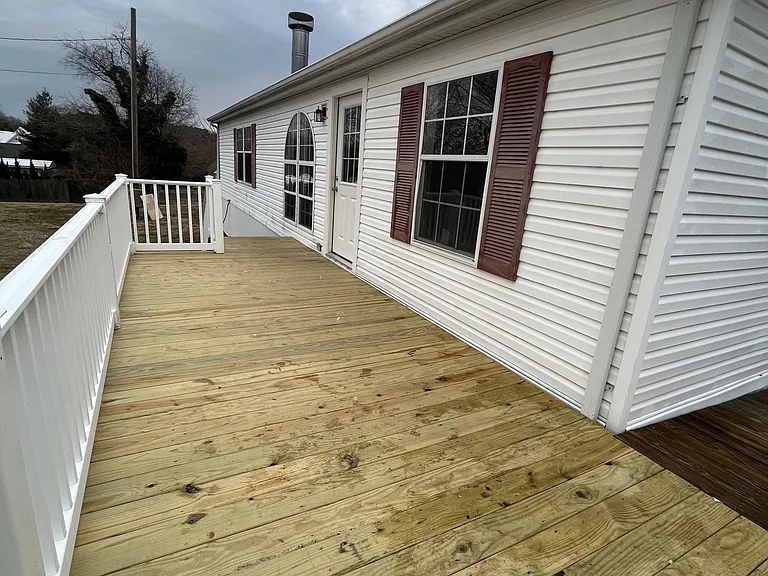 305 Hammond St — Photo 3
