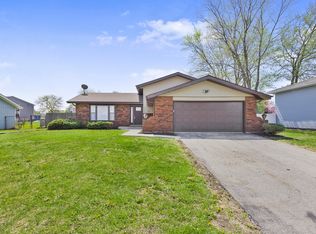 4019 W 76th Ln, Merrillville, IN 46410