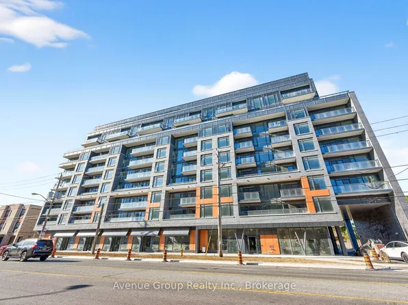 700 Sheppard Ave W, Toronto, ON
