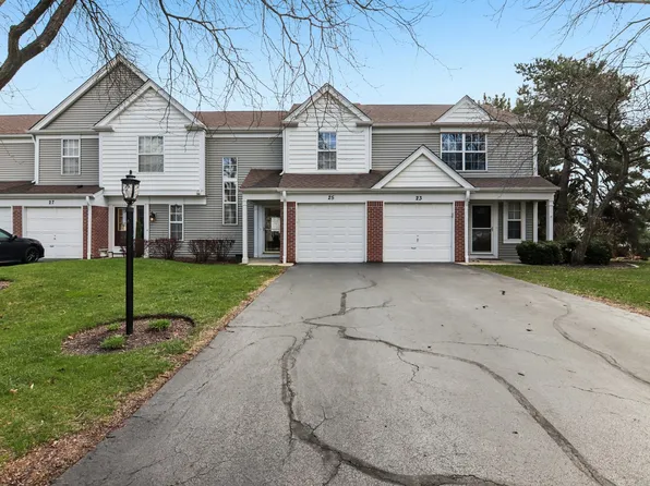 25 N Oltendorf Rd, Streamwood, IL 60107