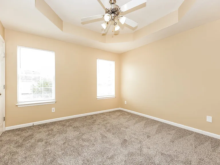 8034 Logan Dr — Photo 10
