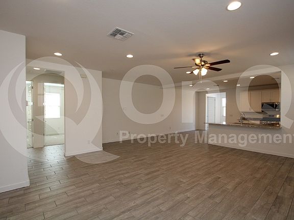 4th image of 2630 W Hidalgo Ave