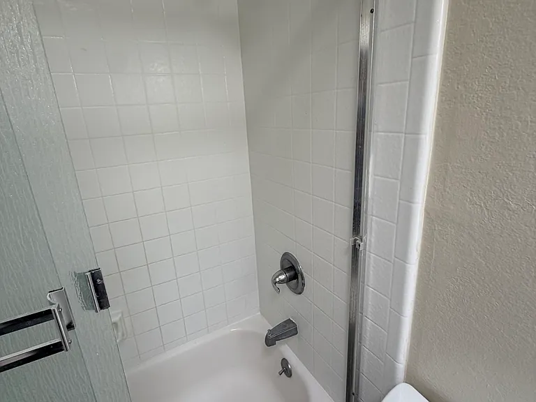 21 Lewis Ave #7 — Photo 11