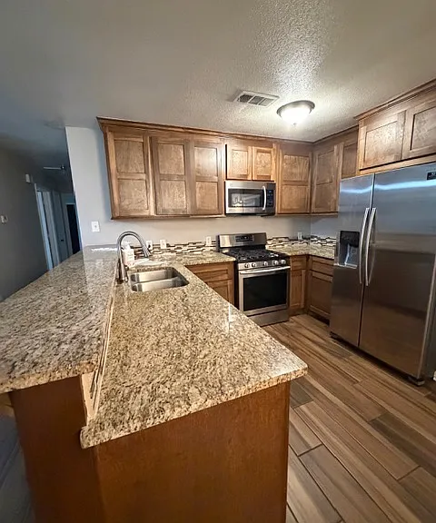 2390 Kings Court St — Photo 6