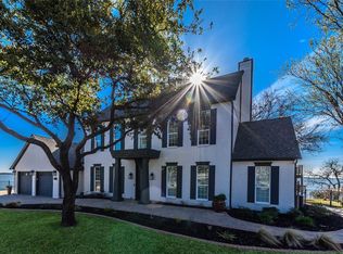855 Meadow Lake Dr, Lakewood Village, TX 75068