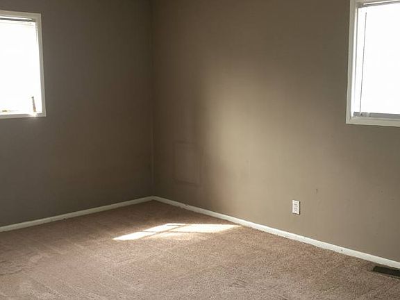 2nd image of 3908 N Vinewood Ave