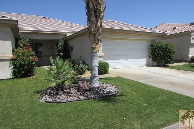 1st image of 43982 E Medinah Dr