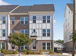 2571 Astaire Ct, Atlanta, GA 30318