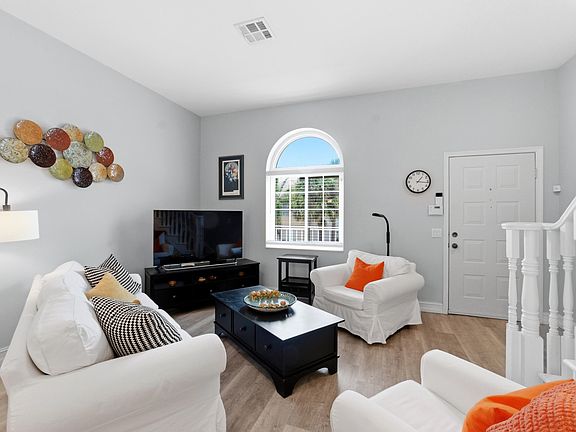 3rd image of 2445 NE 14th St #5-509