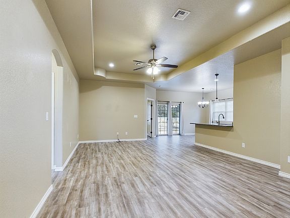 2nd image of 517 Winding Way