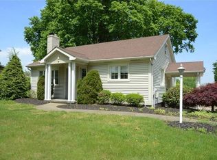 322 Brodhead Rd, Crescent, PA 15046