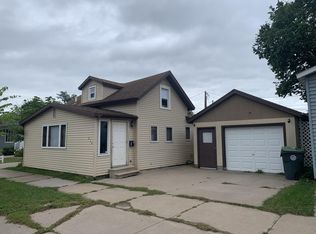 916 Tyler St, La Crosse, WI 54601