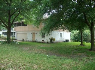 5820 Half Moon Lake Rd, Tampa, FL 33625