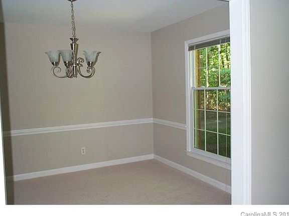 5th image of 2609 Connemara Dr