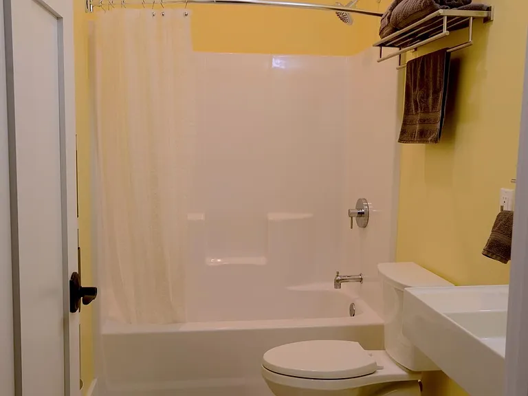 212 Fleming St #1 — Photo 17