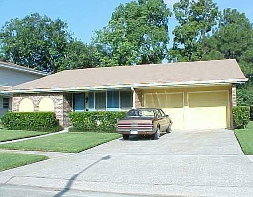 1st image of 556 Lynnmeade Rd