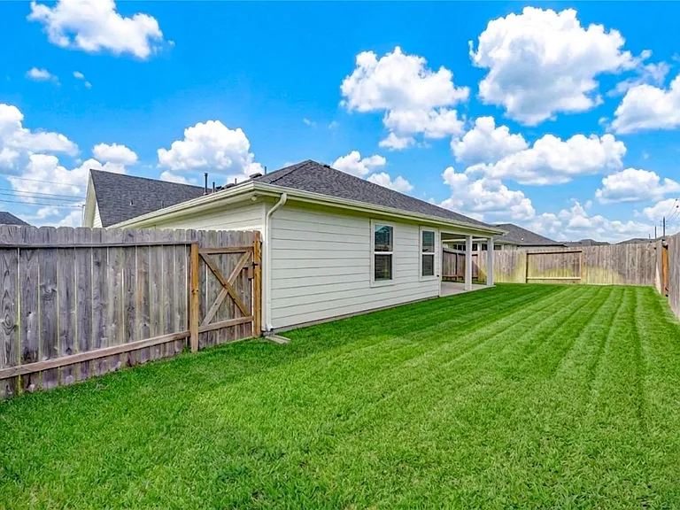 2732 Misty Elm Ln — Photo 42