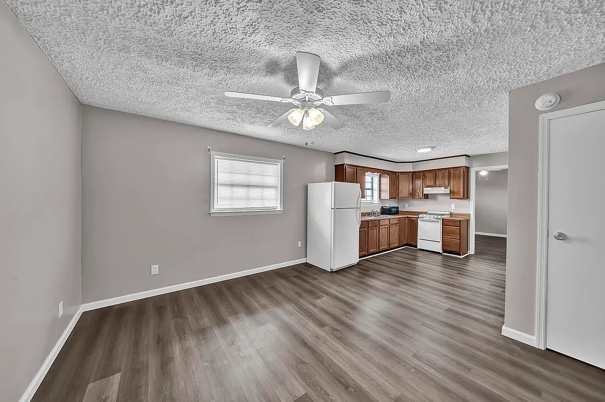 Building Photo - 9425 Brown Rdg #1