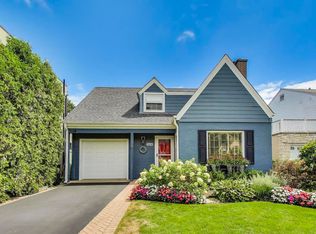 329 Ridge Rd, Kenilworth, IL 60043