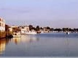 2712 S Island Rd, Georgetown, SC 29440