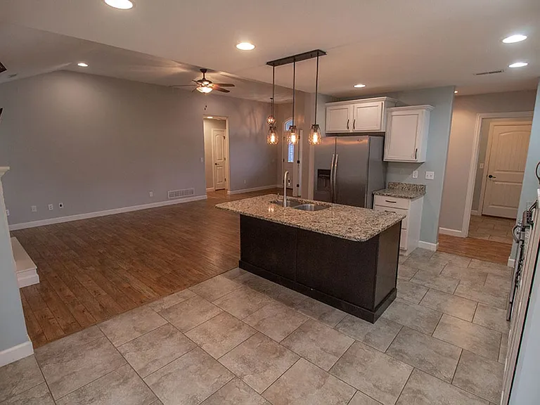 7504 Wellford Ct — Photo 13