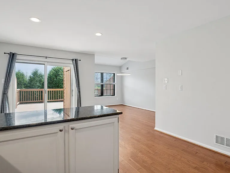 237 McIntosh Rd #82 — Photo 6