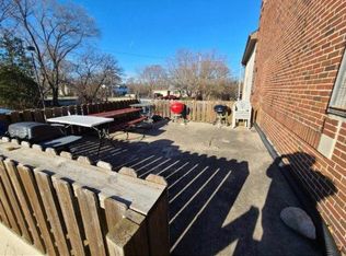 138 Elkhorn Rd APT 101, Eagle, WI 53119