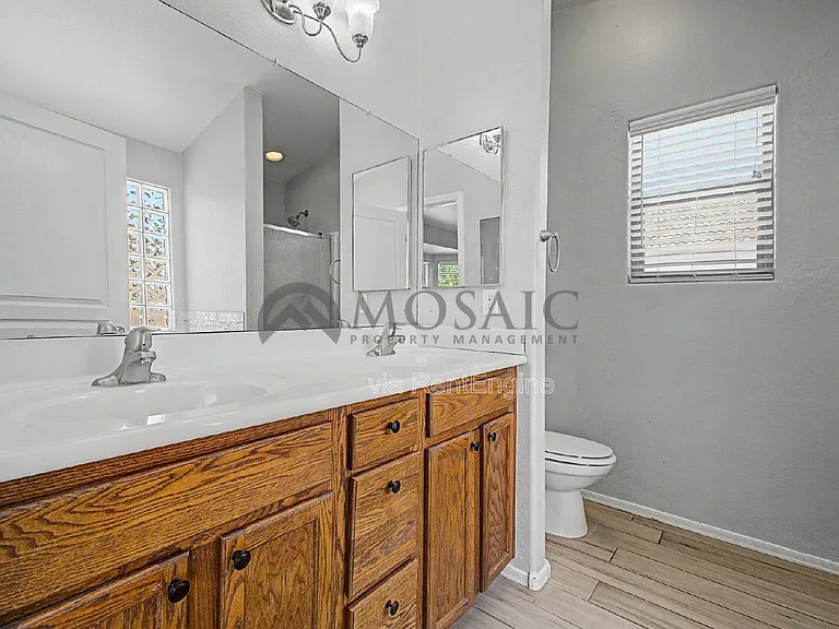 22360 E Via Del Rancho — Photo 21