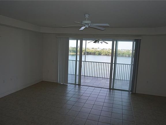 4th image of 2001 Bal Harbor Blvd #2