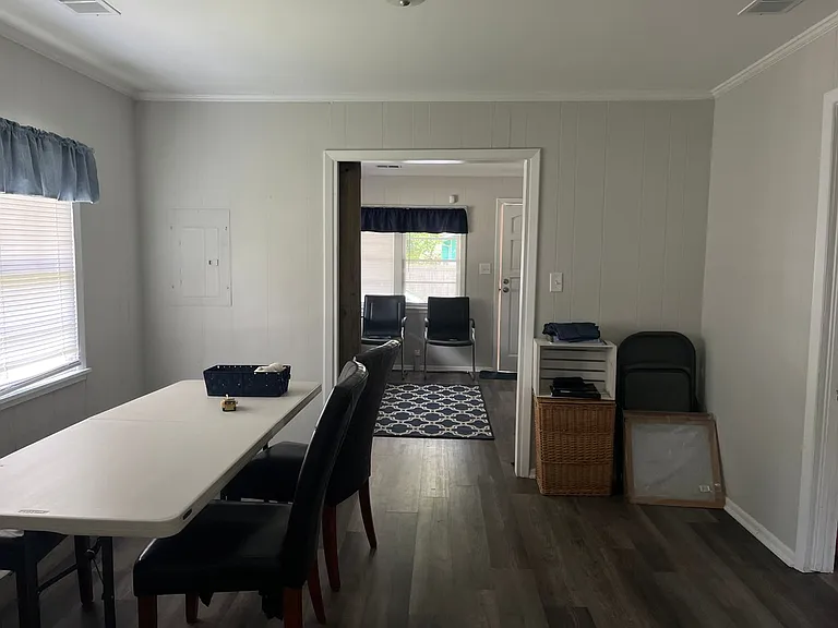 1434 Alma St — Photo 11