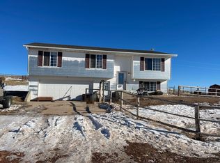42 Five Finger Peaks Rd, Gillette, WY 82716