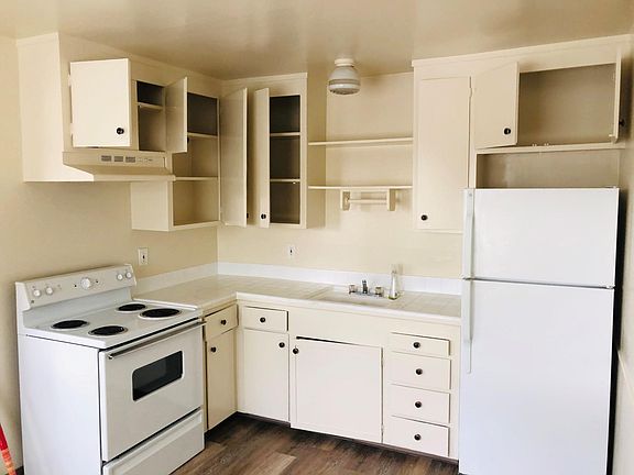 4th image of 1143 Edsel Dr APT 3