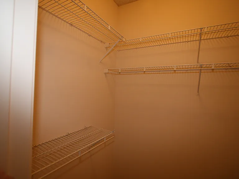 3637 Clarington Ave #202 — Photo 35