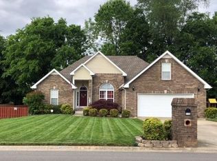 775 Isaac Dr, Clarksville, TN 37040