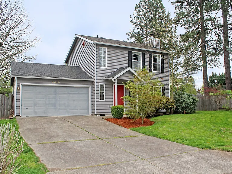 4410 SW Appletree Pl — Photo 2