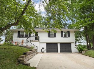 1807 SE 5th St, Lees Summit, MO 64063