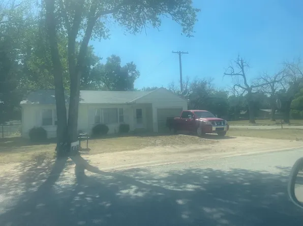 421 N Garfield St, Attica, KS 67009