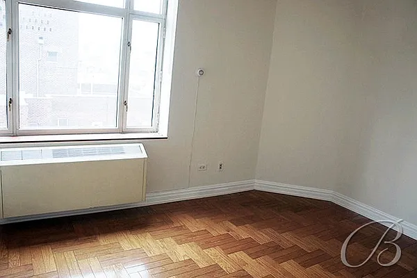 Rented by Bellmarc Realty | media 25