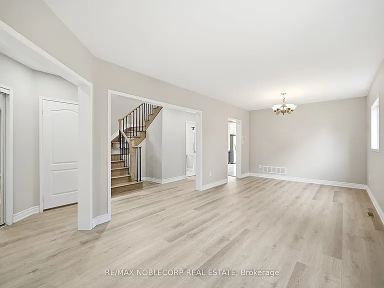 22 Gold Hill Rd #UPPER — Photo 8