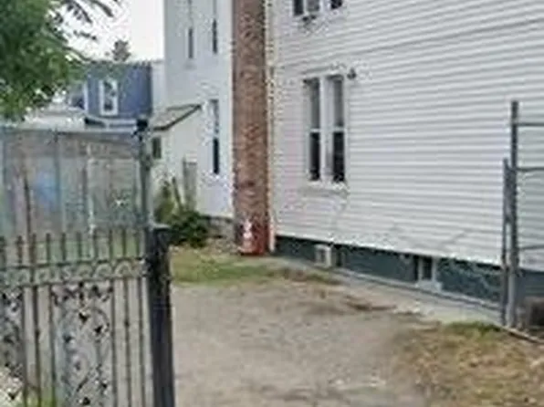 48 Grant Avenue, Brooklyn, NY 11208