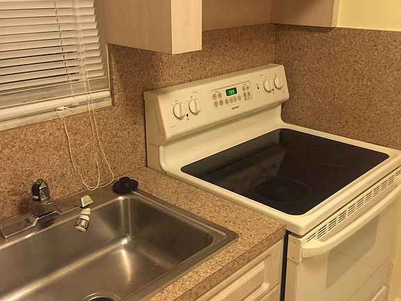 3rd image of 6120 Forest Hill Blvd APT 103