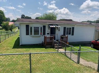 202 Bostick Ave, Beckley, WV 25801