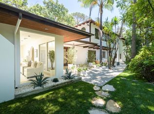3930 Hollyline Ave, Sherman Oaks, CA 91423