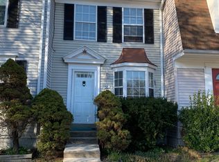 56 Southall Ct, Sterling, VA 20165