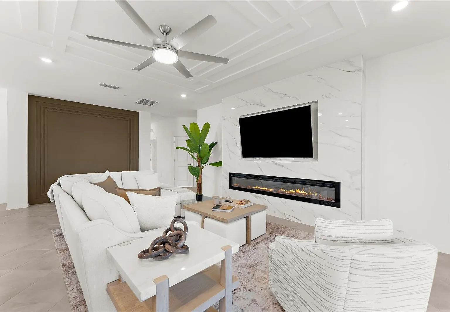 3 bed, 2110 sqft, $5,500 — Photo 4